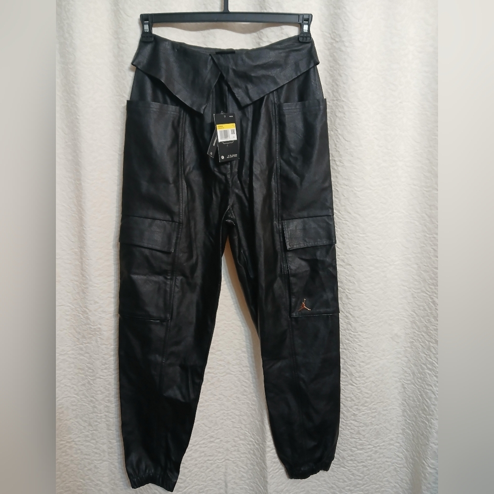 Air Jordan Women's Black Court To Runway Cargo Track Pants